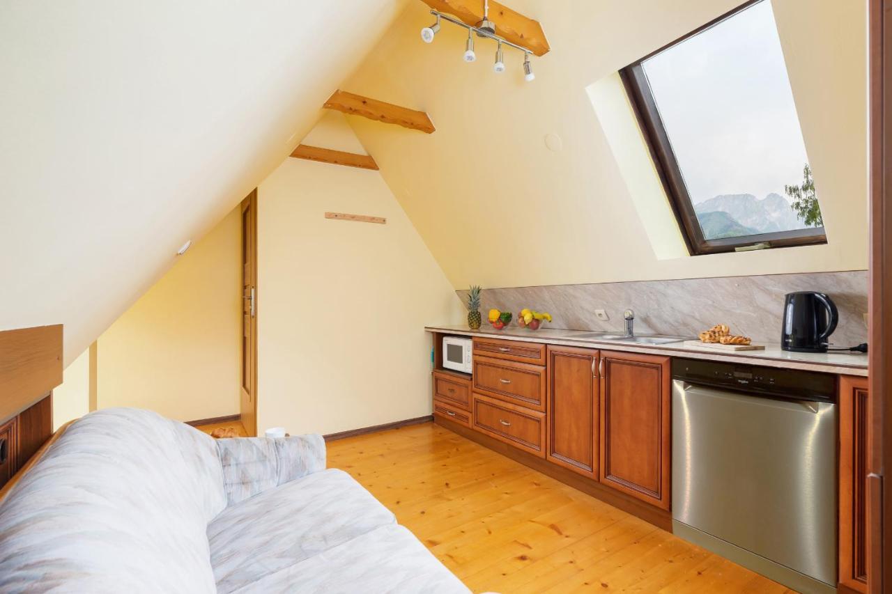 Apartment Wojciecha Brzegi By Renters *